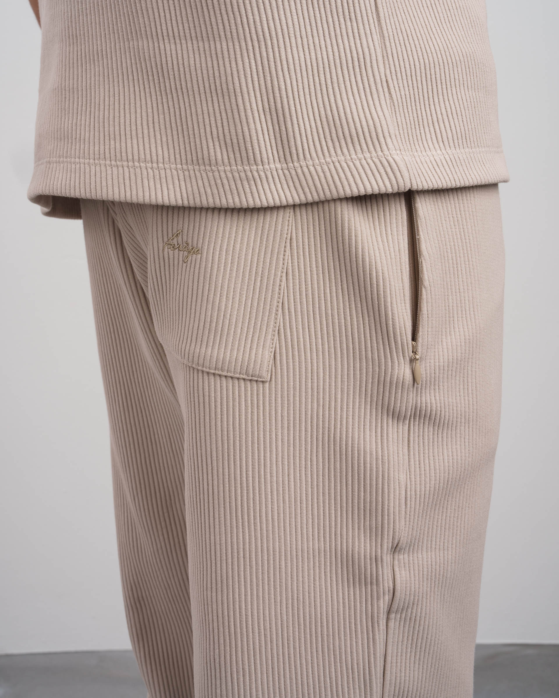 Plissee Pants (Sand) - Image 10