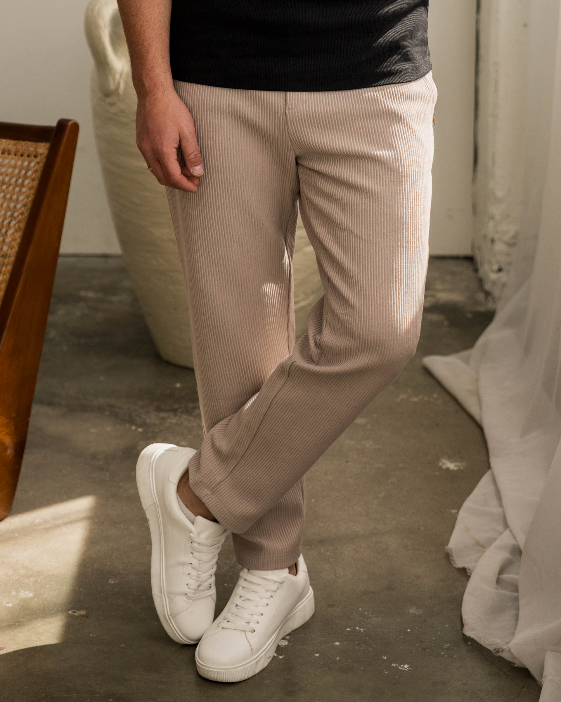 Plissee Pants (Taupe) - Image 4